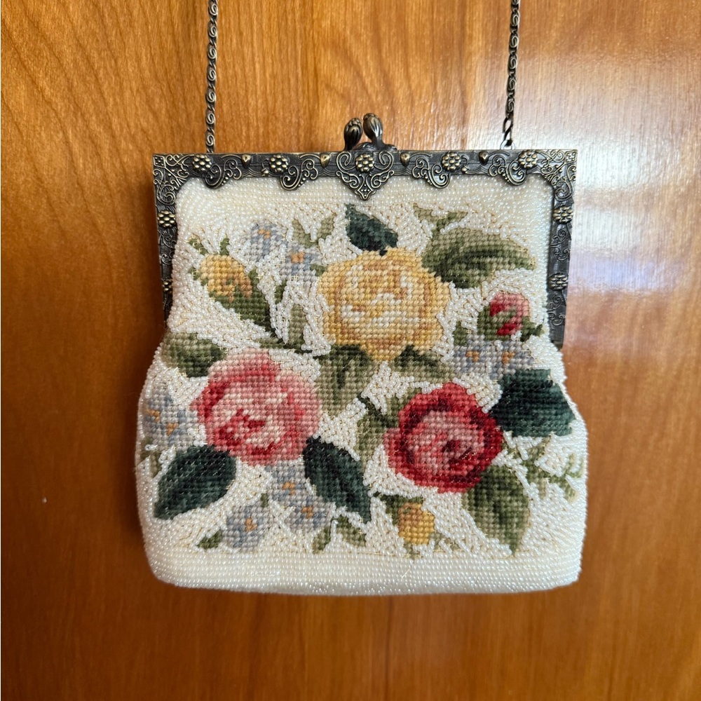 Floral Embroidered Women's Bag